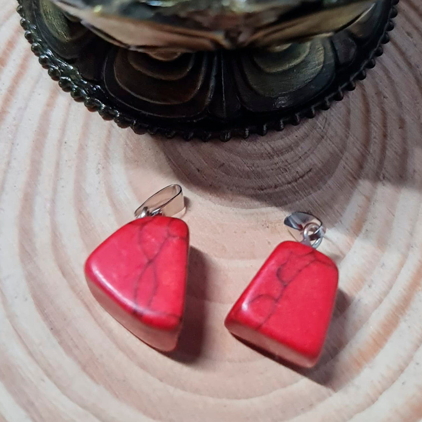 COLGANTE MINERAL EN BRUTO: JASPE ROJO