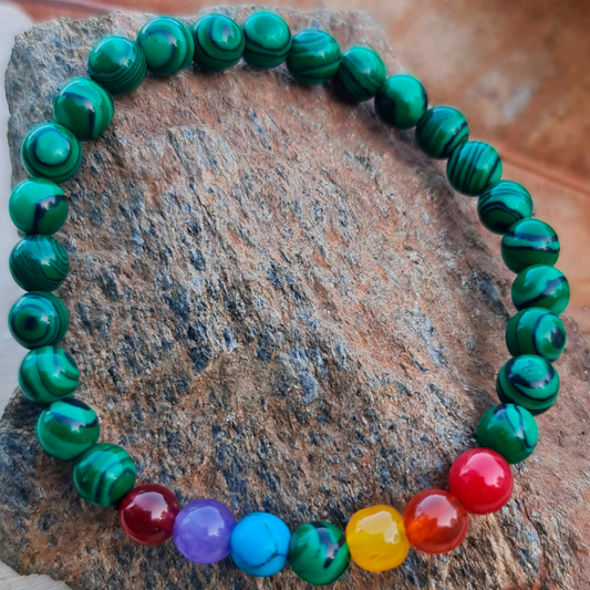 PULSERA: MALAQUITA CON 7 CHAKRAS. 6 y 8 mm