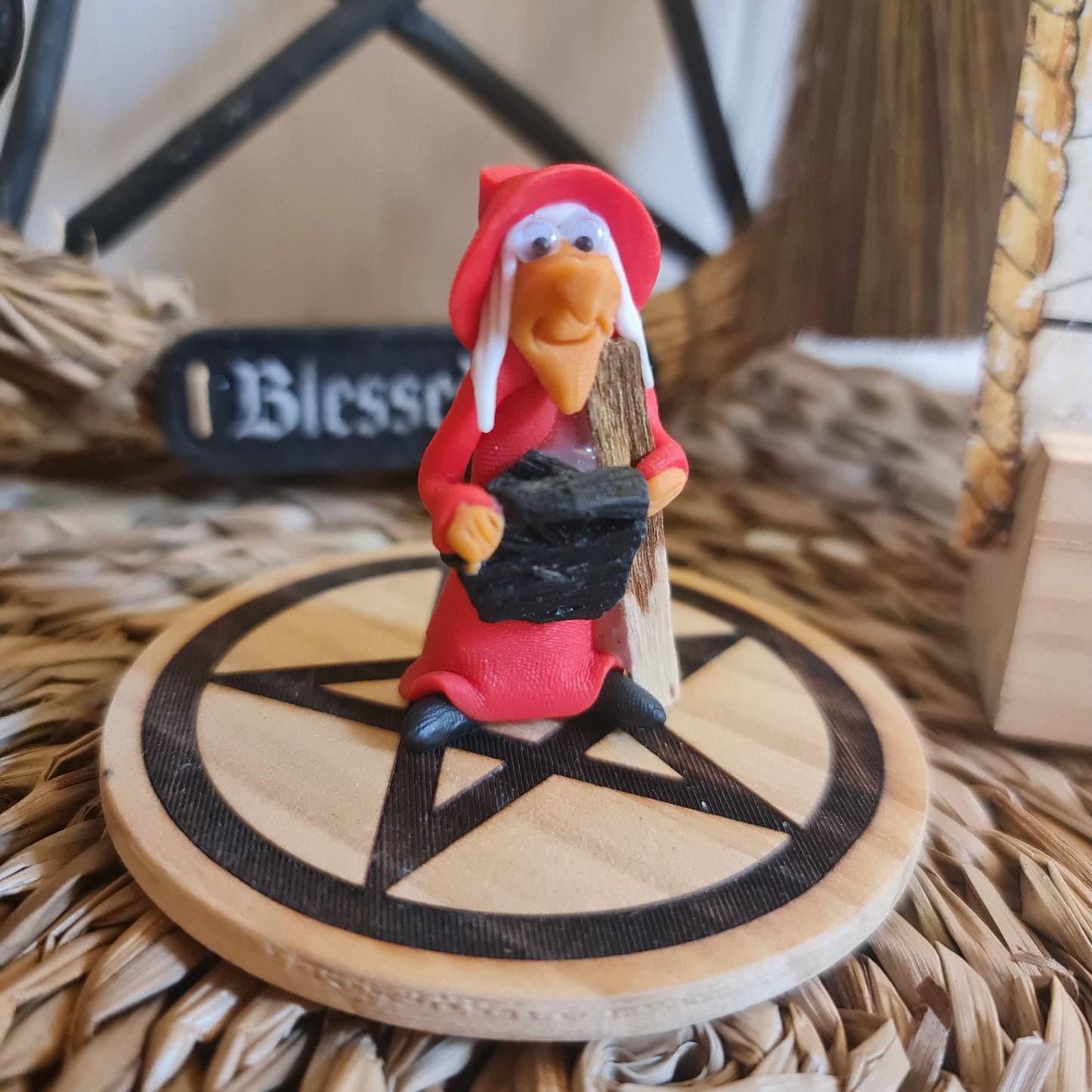 BRUJA ROJA CON PALO SANTO Y TURMALINA NEGRA